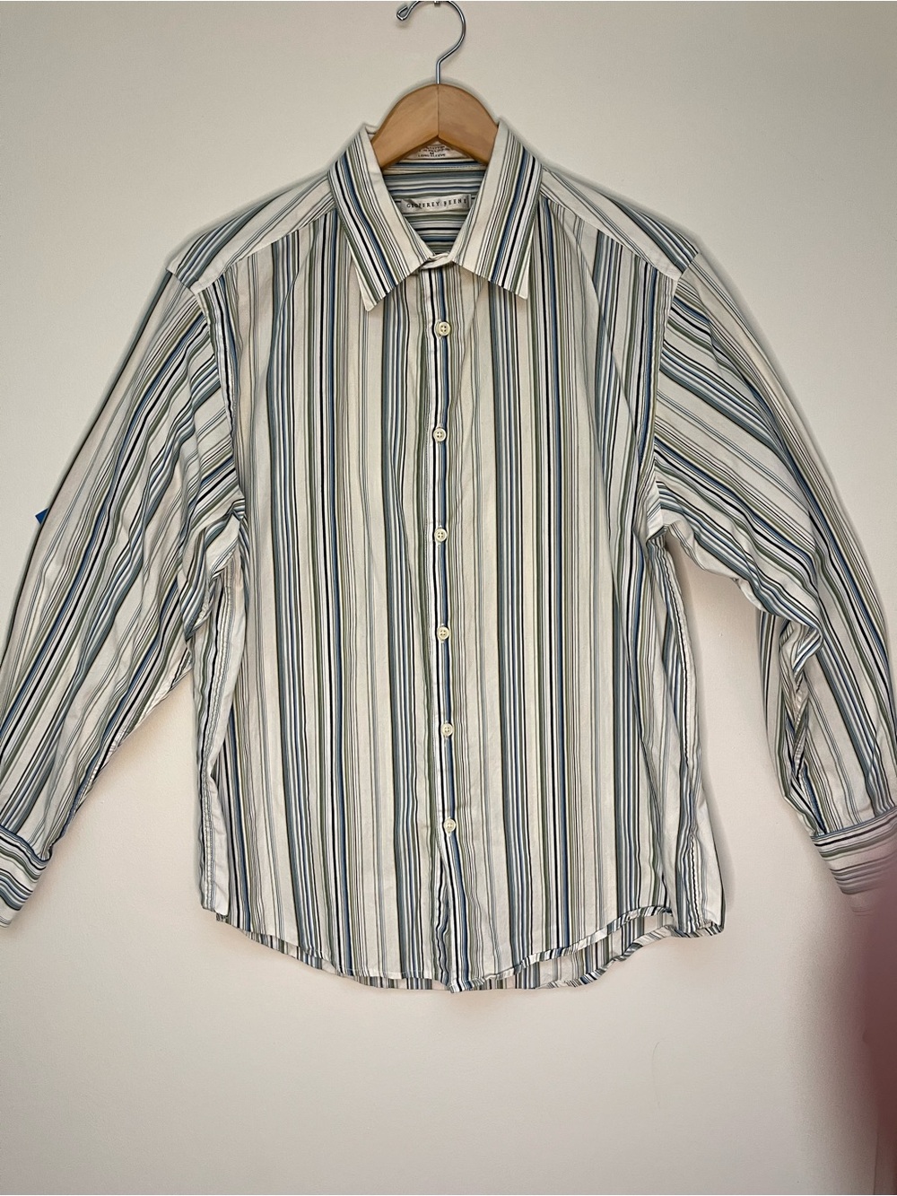 Geoffrey Beene Vintage Men's Striped Button-Up Shirt - Blue & White